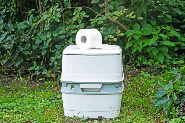 Best Porta potty delivery and setup  in Lla Lla East, WA